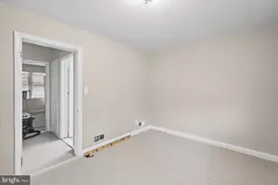 312 N Edgewood St, Baltimore, MD 21229 - Photo 14