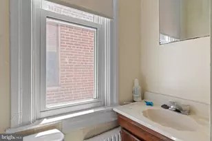 2744 N Calvert St, Baltimore, MD 21218 - Photo 18