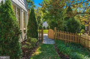 325 Broxton Rd, Baltimore, MD 21212 - Photo 2