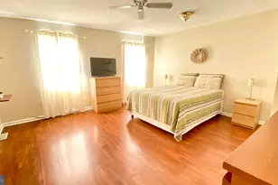 1004 Iris Ave, Baltimore, MD 21205 - Photo 8