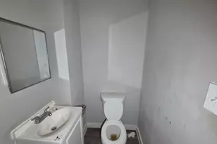 318 S Mount St, Baltimore, MD 21223 - Photo 30
