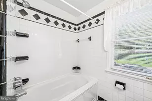 6215 Everall Ave, Baltimore, MD 21206 - Photo 42
