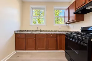 3708 Gelston Dr, Baltimore, MD 21229 - Photo 8
