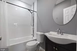 1014 N Patterson Park Ave, Baltimore, MD 21205 - Photo 10