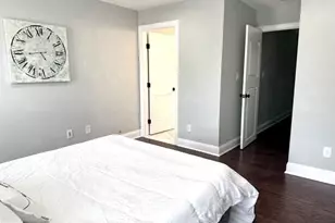 2621 E Monument St, Baltimore, MD 21205 - Photo 12