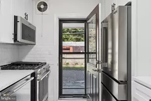 718 E Lake Ave, Baltimore, MD 21212 - Photo 40