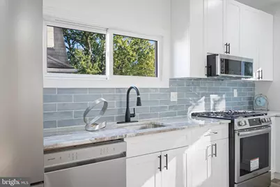 406 N Rock Glen Road, Baltimore, MD 21229 - Photo 18