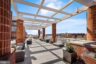 250 S President St, Baltimore, MD 21202 - Photo 38
