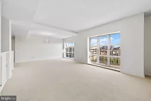 250 S President St, Baltimore, MD 21202 - Photo 4