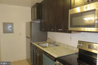 2108 Bolton St 1 St Floor Front Street, Baltimore, MD 21217 - Photo 2