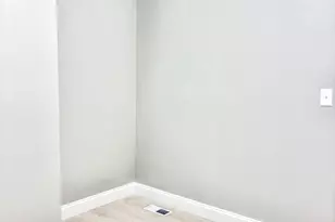 850 W 35th St, Baltimore, MD 21211 - Photo 22