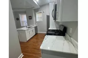 2528 N Ellamont St, Baltimore, MD 21216 - Photo 2