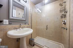 1933 Fleet St, Baltimore, MD 21231 - Photo 28