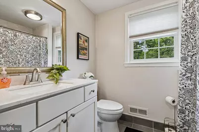 418 N Chapel Gate Lane, Baltimore, MD 21229 - Photo 26