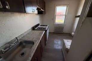 3634 Columbus Dr, Baltimore, MD 21215 - Photo 8