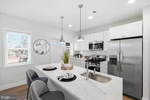 3835 Roland View Ave, Baltimore, MD 21215 - Photo 10