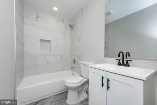 1011 N Mount St, Baltimore, MD 21217 - Photo 10