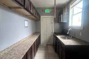 2767 The Alameda, Baltimore, MD 21218 - Photo 8
