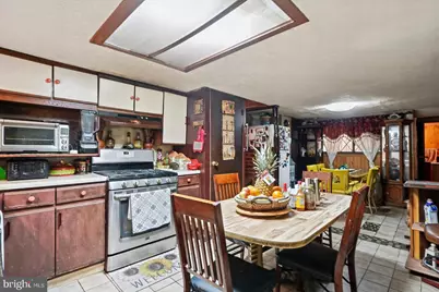 1811 E Lombard Street, Baltimore, MD 21231 - Photo 12