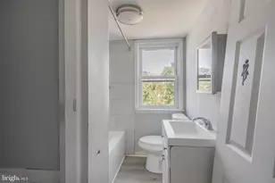 2711 Ellicott Dr, Baltimore, MD 21216 - Photo 14