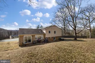 1703 Vermira Pl, Charlottesville, VA 22901 - Photo 24
