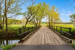 845 Raccoon Ridge Rd, Scottsville, VA 24590 - Photo 2