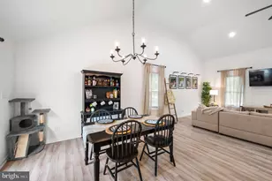 67 Valley View Dr, Madison Heights, VA 24572 - Photo 10