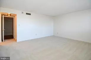 1101 Arlington Ridge Rd, Arlington, VA 22202 - Photo 30