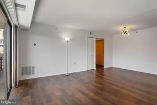 1301 N Courthouse Rd, Arlington, VA 22201 - Photo 8