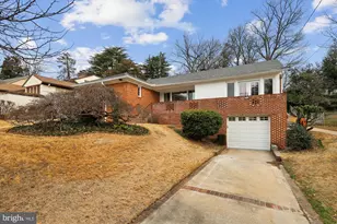 3713 Nelly Custis Dr, Arlington, VA 22207 - Photo 6