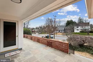 3713 Nelly Custis Dr, Arlington, VA 22207 - Photo 8