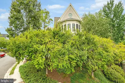 2807 1st Road N, Arlington, VA 22201 - Photo 32