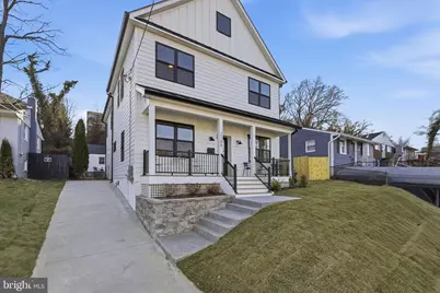 2106 S Kenmore Street, Arlington, VA 22204 - Photo 2