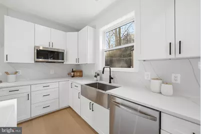 2106 S Kenmore Street, Arlington, VA 22204 - Photo 6
