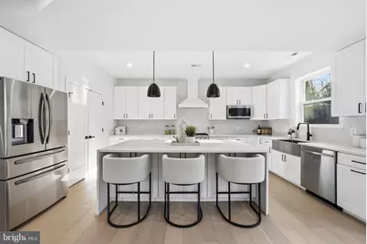 2106 S Kenmore Street, Arlington, VA 22204 - Photo 4