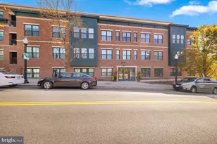 2101 N Monroe St, Arlington, VA 22207 - Photo 22