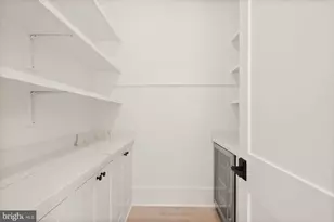 802 N Edgewood St, Arlington, VA 22201 - Photo 20