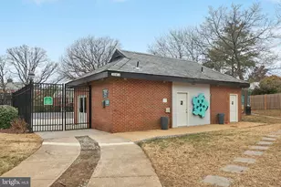 3034 S Buchanan St, Arlington, VA 22206 - Photo 30