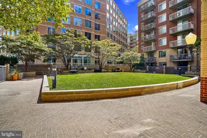 3835 9th Street N #201E, Arlington, VA 22203 - Photo 4