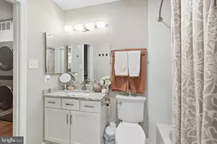 2568 S Arlington Mill Dr, Arlington, VA 22206 - Photo 18