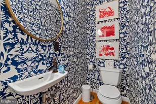 2412 N Columbus St, Arlington, VA 22207 - Photo 12