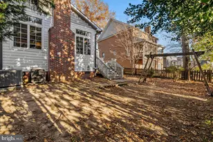 2412 N Columbus St, Arlington, VA 22207 - Photo 36