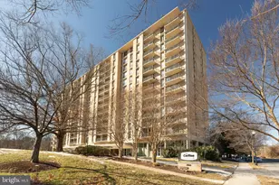 4600 S Four Mile Run Dr, Arlington, VA 22204 - Photo 2