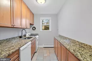 945 N Barton Street N, Arlington, VA 22201 - Photo 4