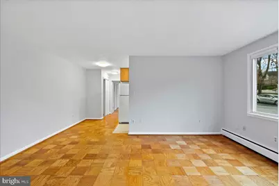 945 N Barton Street N #204, Arlington, VA 22201 - Photo 14