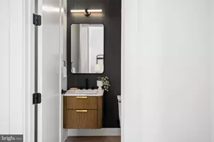 2001 N George Mason Dr, Arlington, VA 22207 - Photo 8