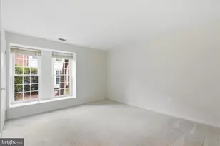 2586 S Arlington Mill Dr, Arlington, VA 22206 - Photo 14