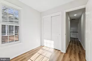 2452 S Walter Reed Dr, Arlington, VA 22206 - Photo 16