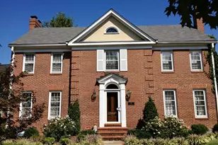 1317 19th Rd S, Arlington, VA 22202 - Photo 1