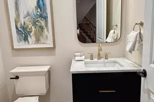 6607 31st St N, Arlington, VA 22213 - Photo 12